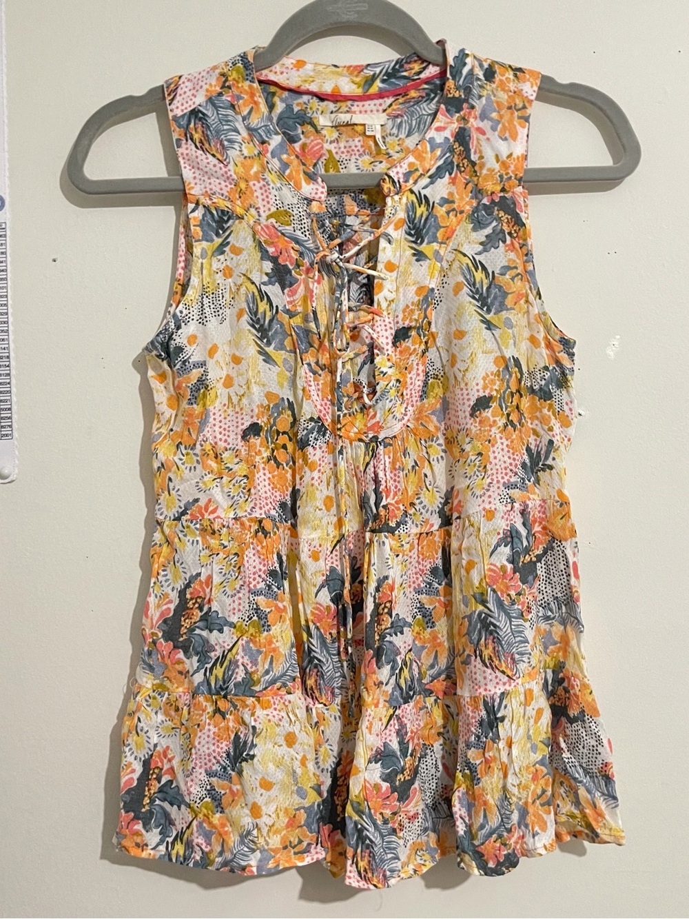 FLOREAT Sleeveless Floral Lace-Up Tiered Tank Top - Yellow & Coral Size 0P